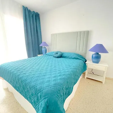 Julia, First Line, 3 Bedrooms, Stunning Ocean View, Pool In