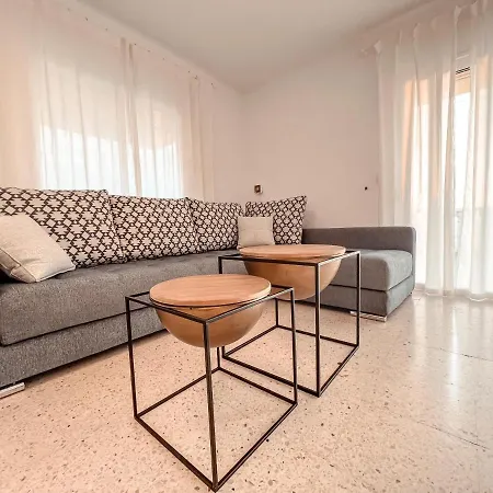 Julia, First Line, 3 Bedrooms, Stunning Ocean View, Pool In Villa
